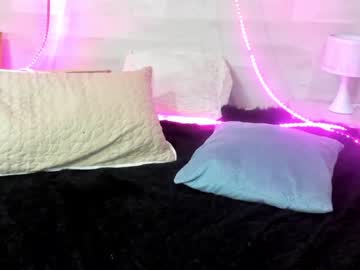 [17-11-22] sofii_greey record video with dildo from Chaturbate