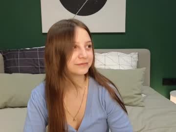 [27-03-24] florencecatts record public show video from Chaturbate.com