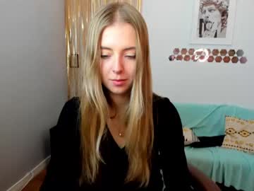 [21-11-22] caroline_blonde_xo private