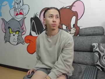 [01-02-24] creps_and_wafles666 record premium show from Chaturbate.com