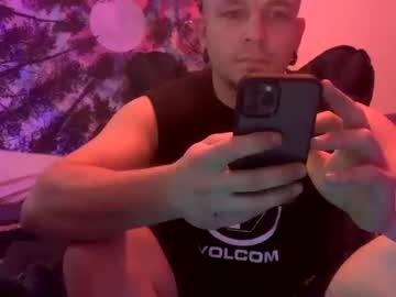 [08-03-22] dirtydickens record public webcam video from Chaturbate