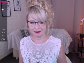 [08-09-23] millena_grey public show from Chaturbate
