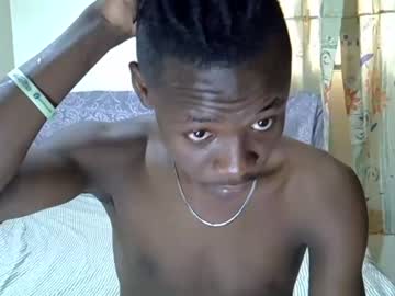 [13-02-23] blackguy_12_ public show from Chaturbate