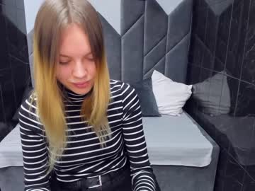 [27-03-22] alysonsunny record blowjob video from Chaturbate.com