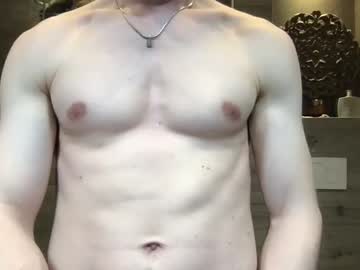 [17-04-24] gilles2102 webcam video from Chaturbate.com