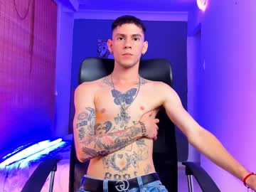 [23-09-22] charlie_richards public webcam from Chaturbate