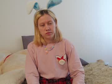 [04-05-22] milly_meow record video with toys from Chaturbate