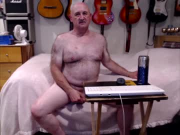 [04-05-24] guitarsexgod video with toys from Chaturbate