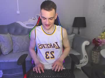 [22-04-24] clydefoster record show with toys from Chaturbate