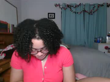 [21-02-24] kialeone public webcam from Chaturbate