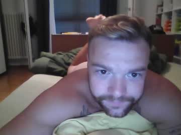 [08-09-22] bigboyyyy97 public show from Chaturbate