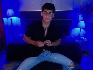 [17-03-22] vander_18 record video from Chaturbate
