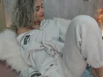 [01-04-24] ariana_valdirii chaturbate public show