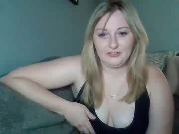 [08-07-22] thiccmilf01 record blowjob video from Chaturbate