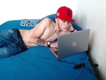 [18-08-23] charles_brown22 video with toys from Chaturbate