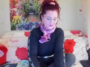 [02-03-23] sexymilflucia cam show from Chaturbate