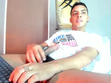 [20-12-23] keviin_miller_ cam video from Chaturbate