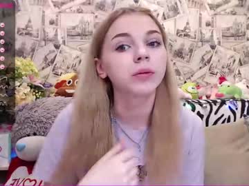 [21-05-22] kendraluky record video with toys from Chaturbate