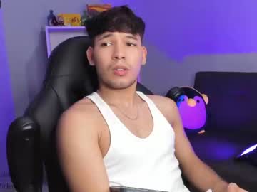 [21-09-23] thomascollins__ record video with toys from Chaturbate.com