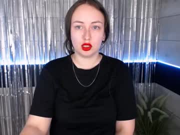 [11-06-23] mia_diamond_ chaturbate show with toys