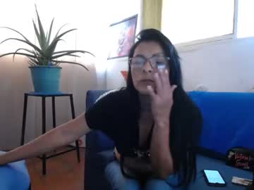 [18-02-22] bellemorenit record video with toys from Chaturbate