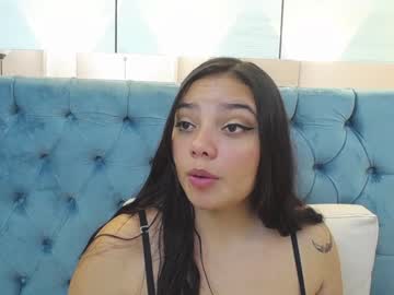 [22-08-22] amelia_brooke public webcam from Chaturbate