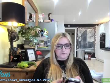 [12-03-24] short_sweetpea blowjob video from Chaturbate