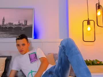 [07-04-22] michael_rizzo video with toys from Chaturbate