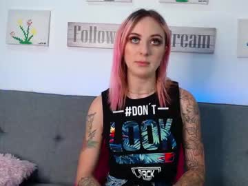 [30-03-22] antooniia__ public show video from Chaturbate