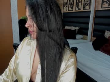 [13-02-24] lesly_tailor public webcam from Chaturbate