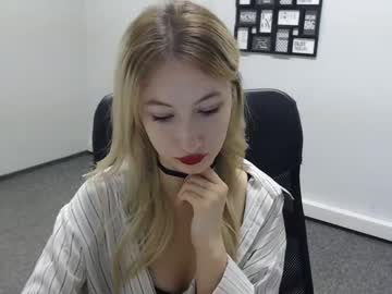[04-06-22] nika_t public webcam from Chaturbate