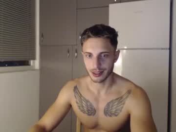 [06-11-22] andrewwaa19 chaturbate show with toys