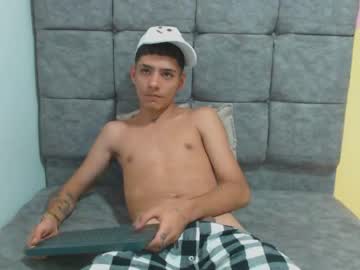 [15-11-23] michaell_ford webcam show from Chaturbate