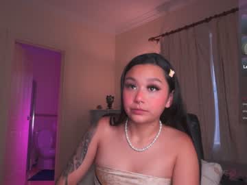 [18-12-23] isabela_antonia_ video with toys