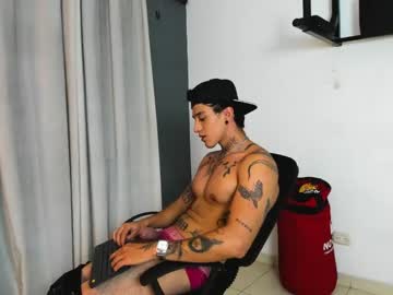 [11-08-23] justin_fullerr show with toys from Chaturbate.com