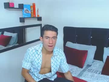 [28-01-22] thomas_willians public show from Chaturbate.com