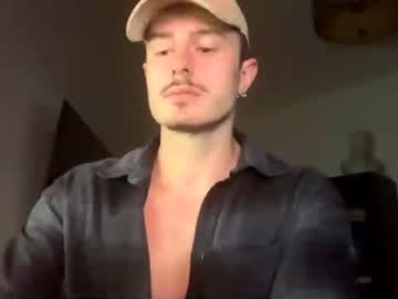 [25-06-22] alucardamian record private show from Chaturbate