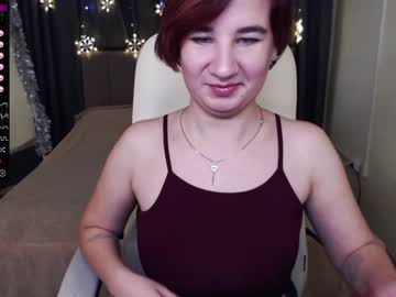 [02-01-22] crystal_mac public webcam from Chaturbate