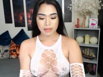 [14-08-22] gialovesyou18 record video with toys from Chaturbate