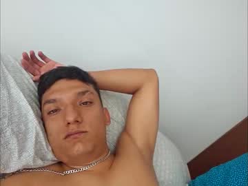 [21-08-23] mateo114409 record public show from Chaturbate.com