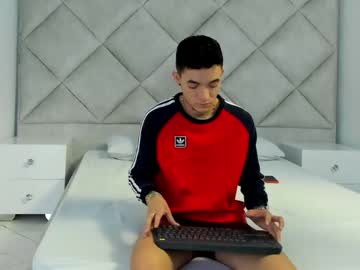 [04-03-22] tyler_giuseppe record premium show video from Chaturbate