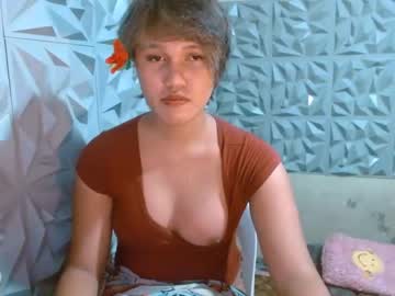 [10-10-23] princesshugecock18 premium show video from Chaturbate