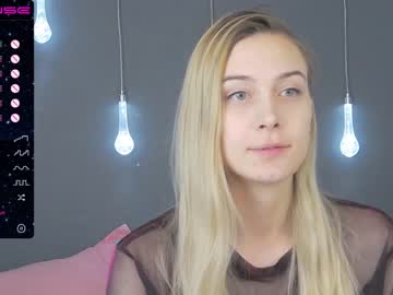 [14-12-22] alice_moon7 public show from Chaturbate.com