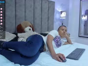 [02-08-22] antonhott1_ public show from Chaturbate