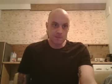 [25-10-23] markus_7 public show from Chaturbate