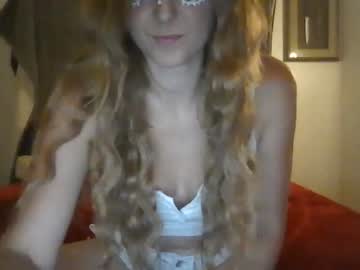[16-08-22] abigailsweetly public show from Chaturbate.com