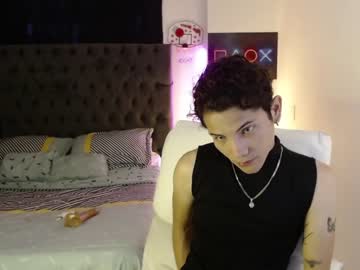 [27-05-23] isaac_miler record video with dildo from Chaturbate.com