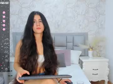 [02-07-23] dairamartina premium show video from Chaturbate.com