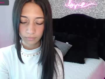 [22-01-22] im_lucy_evans record webcam show from Chaturbate