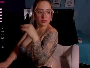 [02-04-22] sharon_kendrik public show video from Chaturbate